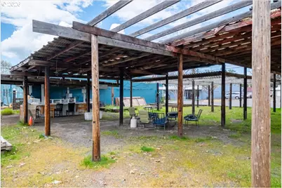 1211 Long St, Sweet Home, OR 97386 - Photo 6
