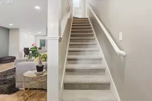 2701 SW Latourell Pl, Troutdale, OR 97060 - Photo 16