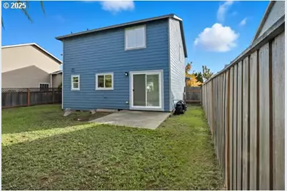 2701 SW Latourell Pl, Troutdale, OR 97060 - Photo 28