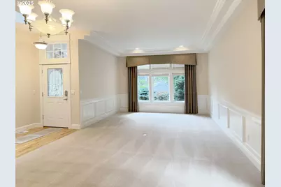 13001 SW Gallin Ct, Portland, OR 97223 - Photo 2