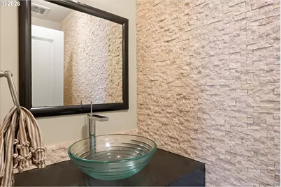 10640 SW Hawthorne Ln, Portland, OR 97225 - Photo 20