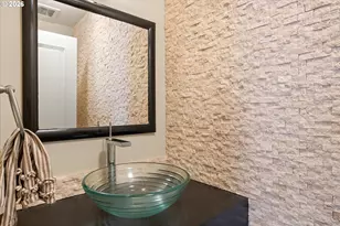 10640 SW Hawthorne Ln, Portland, OR 97225 - Photo 20