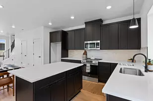 7195 SE Crystal Springs Blvd, Portland, OR 97206 - Photo 6