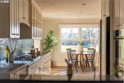 4221 SW 47th Dr, Portland, OR 97221 - Photo 14