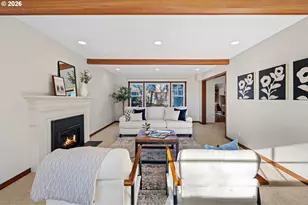 4221 SW 47th Dr, Portland, OR 97221 - Photo 2