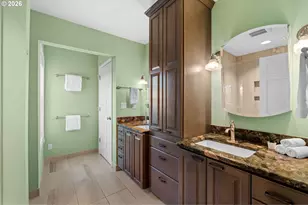 4221 SW 47th Dr, Portland, OR 97221 - Photo 38