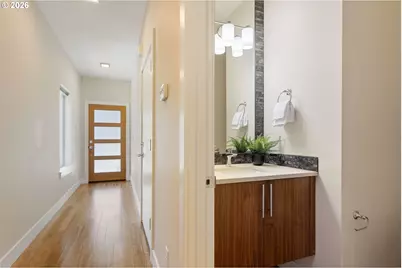 8315 SE Bush St, Portland, OR 97266 - Photo 4