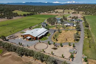 66505 Gerking Market Rd, Bend, OR 97703 - Photo 2