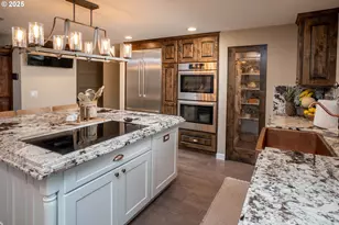 66505 Gerking Market Rd, Bend, OR 97703 - Photo 14