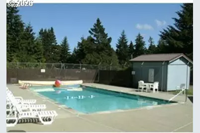 39 Easy St, Florence, OR 97439 - Photo 12