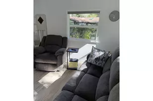 39 Easy St, Florence, OR 97439 - Photo 8