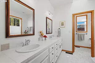 3857 SW Brittany Dr, Gresham, OR 97080 - Photo 32