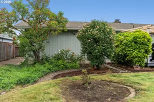 532 Warrington Ave, Eugene, OR 97404 - Photo 30