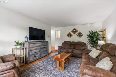 532 Warrington Ave, Eugene, OR 97404 - Photo 14