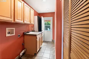 874 NE Birchwood Dr, Hillsboro, OR 97124 - Photo 18