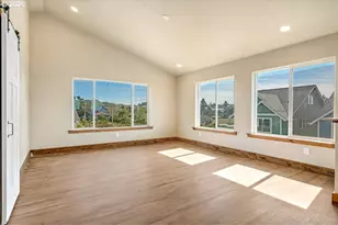 426 NW 5th St, Newport, OR 97365 - Photo 4