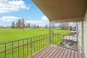 1302 NE Hogan Dr, Gresham, OR 97030 - Photo 22