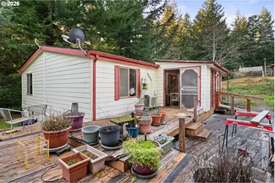 33382 Cedar Valley Rd, Gold Beach, OR 97444 - Photo 12