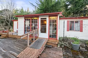 33382 Cedar Valley Rd, Gold Beach, OR 97444 - Photo 10