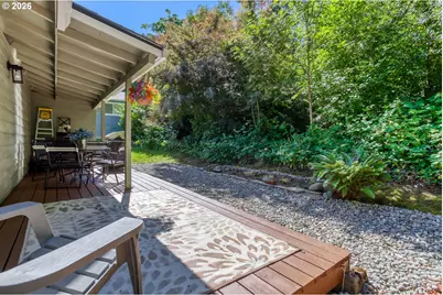 5048 SW Coronado St, Portland, OR 97219 - Photo 24