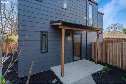 5488 SE Boise St, Portland, OR 97206 - Photo 1