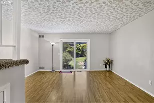 470 N Hayden Island Dr, Portland, OR 97217 - Photo 16