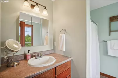 14900 NE Critter Hill Dr, Amboy, WA 98601 - Photo 18