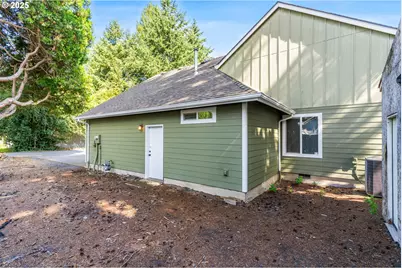 41871 N River Dr, Sweet Home, OR 97386 - Photo 4