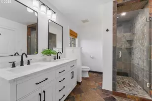 6145 SW Sweetbriar Ct, Portland, OR 97221 - Photo 34