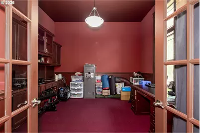 12142 SE Ogden Ct, Portland, OR 97266 - Photo 22
