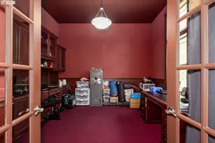 12142 SE Ogden Ct, Portland, OR 97266 - Photo 22