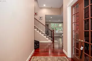 12142 SE Ogden Ct, Portland, OR 97266 - Photo 8