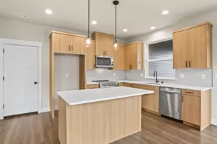 2355 E Otter Loop, La Center, WA 98629 - Photo 2