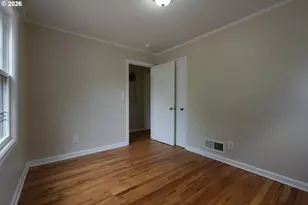 7925 SW 11th Ave, Portland, OR 97219 - Photo 16