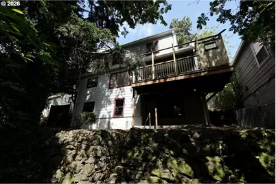 7925 SW 11th Ave, Portland, OR 97219 - Photo 42