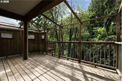 7925 SW 11th Ave, Portland, OR 97219 - Photo 12