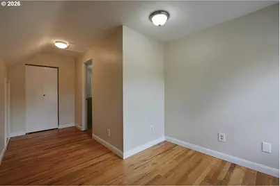 7925 SW 11th Ave, Portland, OR 97219 - Photo 32