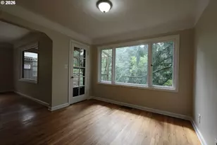 7925 SW 11th Ave, Portland, OR 97219 - Photo 8