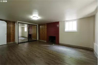 7925 SW 11th Ave, Portland, OR 97219 - Photo 32