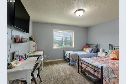 960 NE Cascadia Ridge Dr, Estacada, OR 97023 - Photo 26