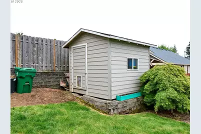 960 NE Cascadia Ridge Dr, Estacada, OR 97023 - Photo 38