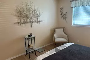 968 W L St, Springfield, OR 97477 - Photo 12