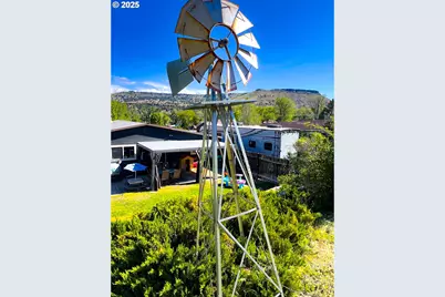 858 E Main St, John Day, OR 97845 - Photo 38