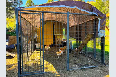 858 E Main St, John Day, OR 97845 - Photo 34