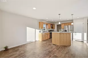 1427 31st St, Springfield, OR 97477 - Photo 10