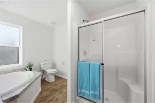 1427 31st St, Springfield, OR 97477 - Photo 20