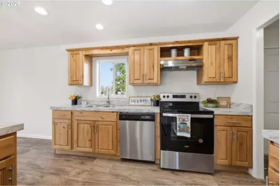 1427 31st St, Springfield, OR 97477 - Photo 12