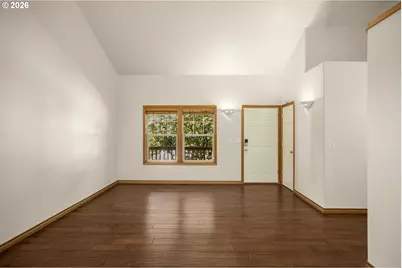 614 SE 24th Ave, Hillsboro, OR 97123 - Photo 6