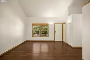 614 SE 24th Ave, Hillsboro, OR 97123 - Photo 6
