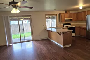 7007 NE 142nd Ct, Vancouver, WA 98682 - Photo 4